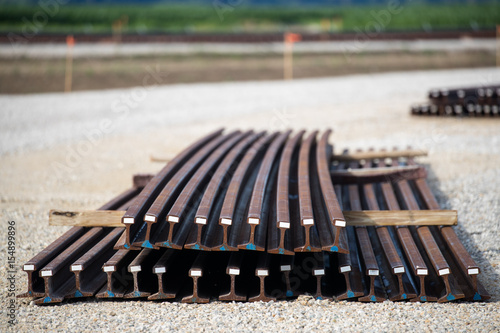 Fotografía stacked curved railroad track