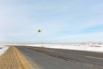 Poster - road on tibet plateau