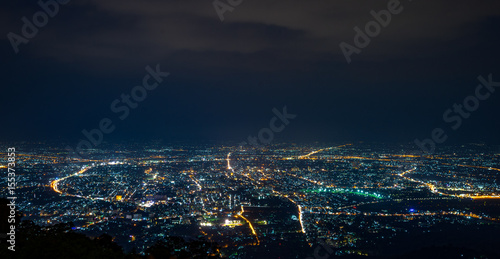 nocny-widok-doi-suthep-chiangmai