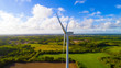 Vue aérienne d'une éolienne dans la campagne de Saint Hilaire de Chaleons, Loire Atlantique, France