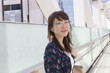 © kenstock - 都会を歩く可愛い女性