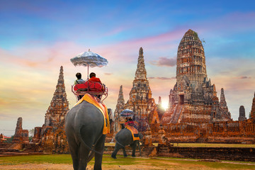 Canvas Print - Elephant at Wat Chaiwatthanaram temple in Ayuthaya Historical Park, a UNESCO world heritage site, Thailand