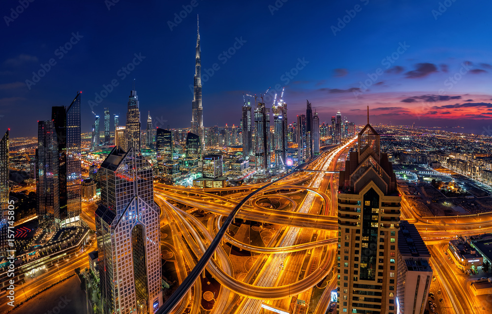 Dubai bei Sonnenuntergang - obrazy, fototapety, plakaty 