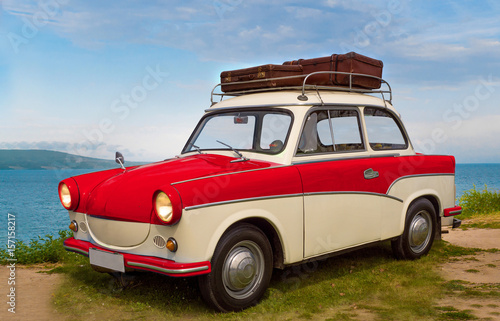 Cuadros en Lienzo alter ddr oldtimer am strand