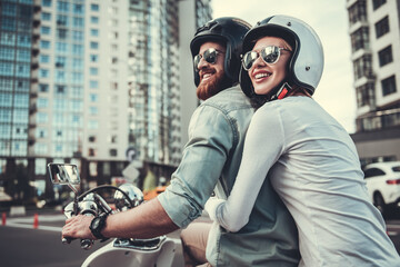 Canvas Print - Couple on scooter