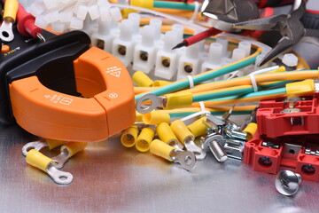 Electrical component kit and tools to use in electrical installations