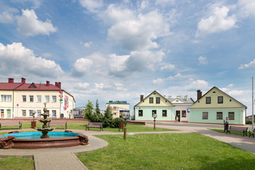 Wall Mural - Slonim, BELARUS - May 20, 2017: Facade of an old building on a street in the town of Slonim.