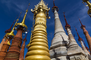 Shwe Indein Pagoda, Inle lake, Myanmar