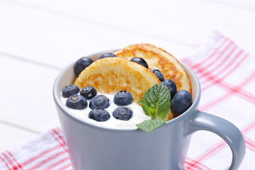 Poster - american pancakes with yogurt and blueberries