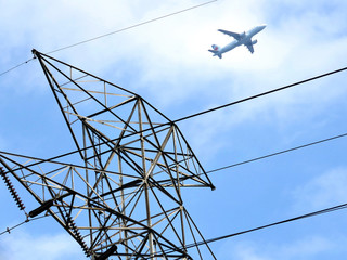 Toronto airplane over transmission tower 2017