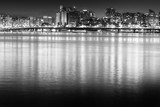 Fototapeta Mosty linowy / wiszący - black and white picture of the skyline of downtown Seoul, Korea at night