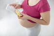 © RFBSIP - Pregnant woman taking medication © RFBSIP - Pregnant woman taking medication