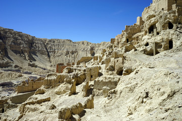 Poster - Ruins on the hill