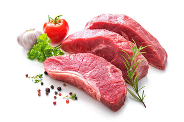 Poster - Pieces of raw roast beef meat with ingredients