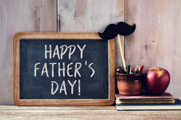 Wall Mural - text happy fathers day in a chalkboard