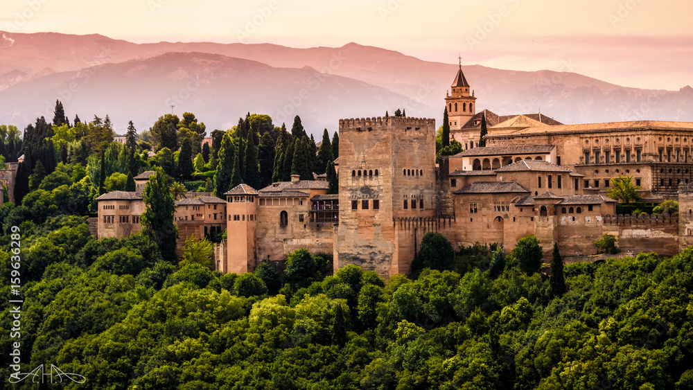 Alhambra de Granada por la tarde - obrazy, fototapety, plakaty 