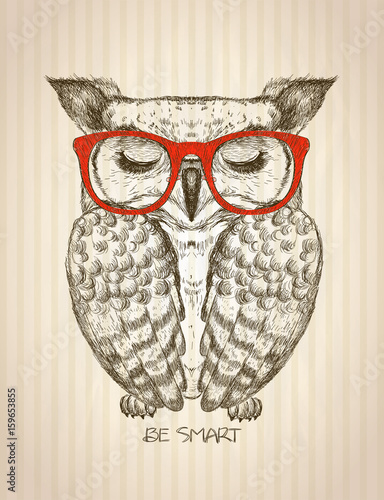 z-hipster-sowa-ubrana-w-czerwone-okulary