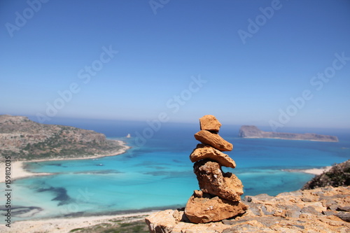 laguna-balos-i-kamienny-stosik-rajskie-miejsce-na-krecie