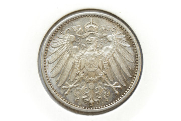 German silver coin 1 one mark 1914 reverse, denomination within circular wreath of oak branches, date below, imperial eagle with collar of the order and shield on chest, crown with ribbon above