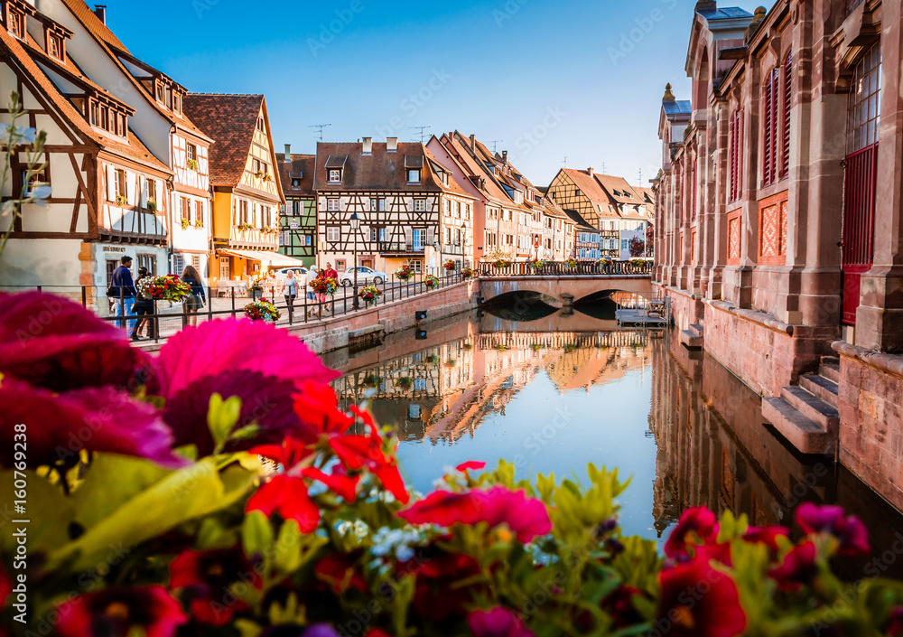 Obraz na płótnie Beautiful town of Colmar in Alsace province of France on a summer sunny day w salonie