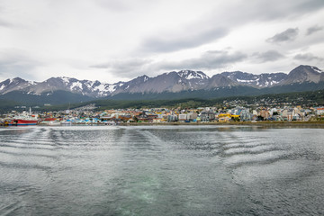 Wall Mural - Ushuaia City view and mountains in Patagonia - Ushuaia, Tierra del Fuego, Argentina