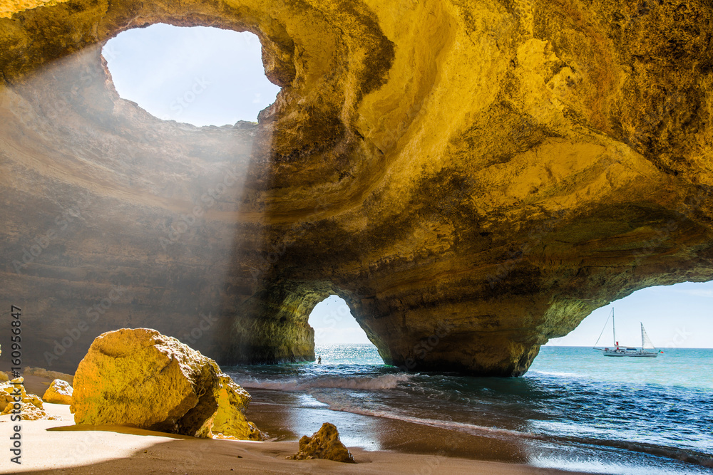 Benagil cave. Algarve coast. Portugal - obrazy, fototapety, plakaty 