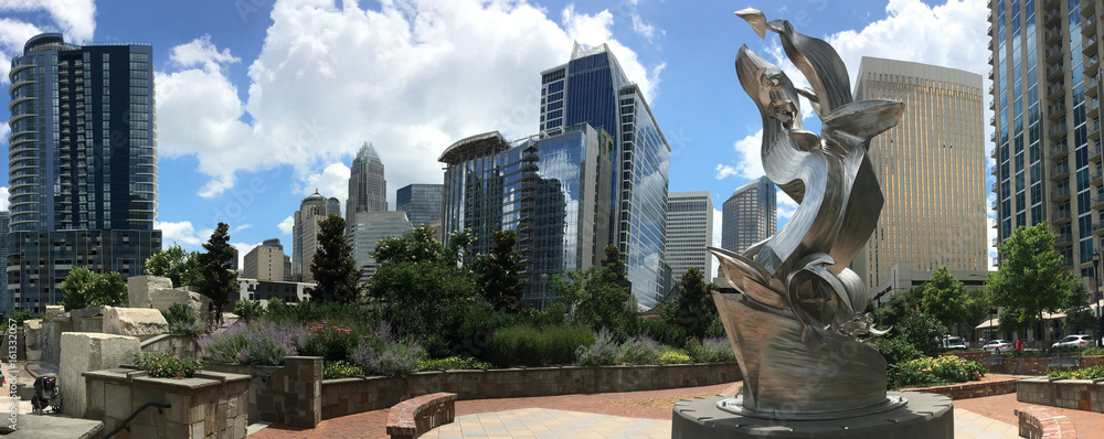 Panoramic view of downtown Charlotte, NC as seen from Romare Bearden Park - obrazy, fototapety, plakaty 