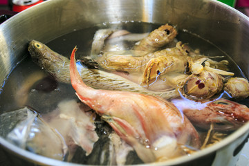 Fumet pescado for paella