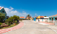 Aruba- Modern Cunucu House