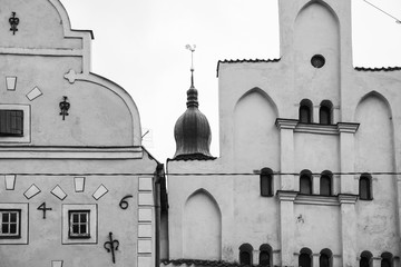 Canvas Print - facade of medieval houses in Riga city in autumn