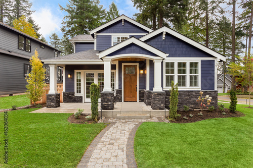 Cuadros en Lienzo Beautiful, Newly Built Luxury Home Exterior