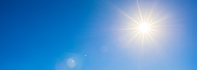 Wall Mural - Sonne am wolkenlosen Himmel