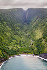 Sticker - Luftaufnahme über dem Honopue Valley an der Ostküste von Big Island, Hawaii, USA.