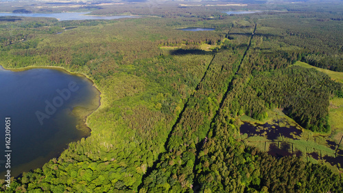 Obraz na płótnie Widok z lotu ptaka na jezioro w Masuria District, Poland