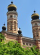 Maurischer Turm der Großen Synagoge mit verzierter Kuppel