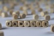 FAMILIE - Bilder mit Wörtern aus dem Bereich Suizid, Wortwolke, Würfel, Buchstabe, Bild, Illustration