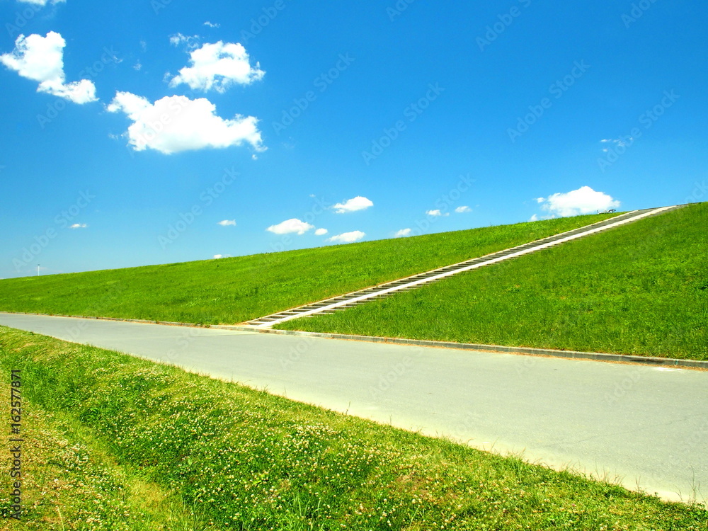 1000_F_162577871_ecbLokZmU7hSC