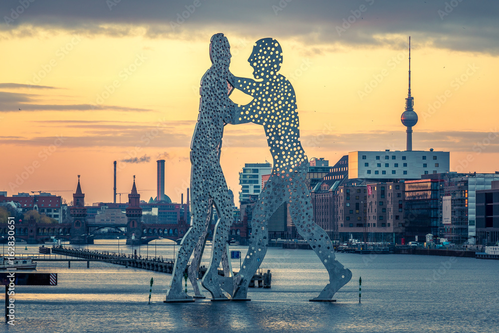 Berlin, Molecule Men - obrazy, fototapety, plakaty 