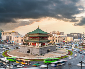 Canvas Print - xian bell tower at dusk