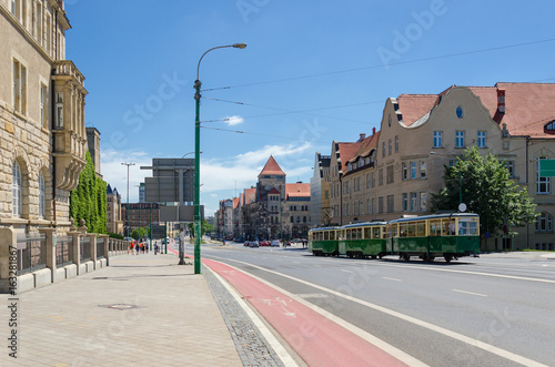 Zdjęcie XXL CITYSCAPE - Historyczny tramwaj na ulicach Poznania