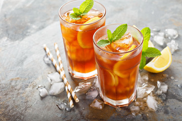 Wall Mural - Traditional iced tea with lemon