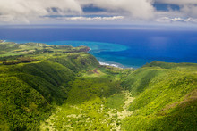 Luftaufnahme über Dem Polulu Valley An Der Ostküste Von Big Island, Hawaii, USA.
