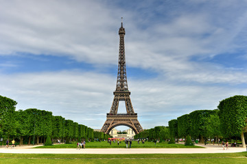 Sticker - Eiffel Tower - Paris, France