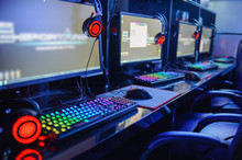 Games Computer Online In Internet Cafe ,esports Concept