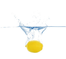 Canvas Print - Lemon in water on white background