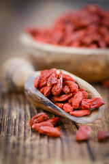 Canvas Print - Portion of Dried Goji Berries (selective focus)