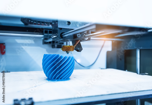 Cuadros en Lienzo Modern 3D printer printing figure close-up macro