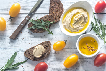 Poster - Hummus with tomatoes and bread