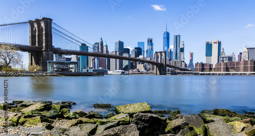 urzekajacy-widok-na-brooklyn-bridge-i-nowy-jork