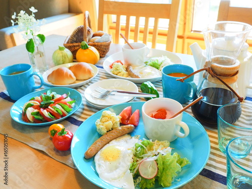 北欧風のオシャレな朝食 Stock Photo Adobe Stock